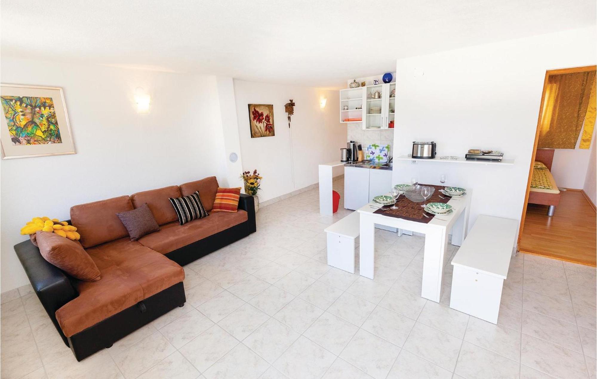 Gorgeous Apartment In Klenovica With Kitchen Εξωτερικό φωτογραφία